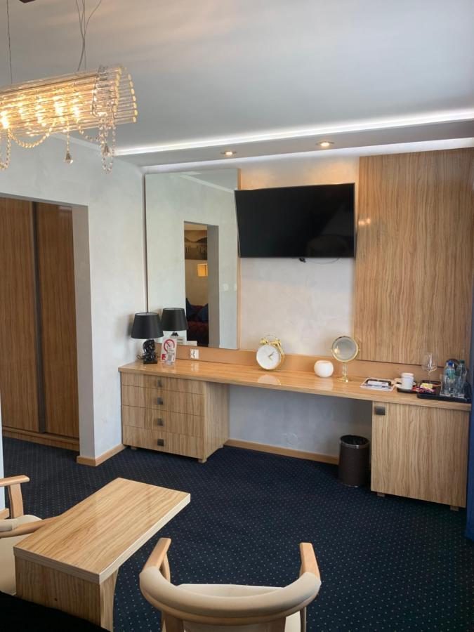 Diament I Brylant Hotel Rawicz Luaran gambar