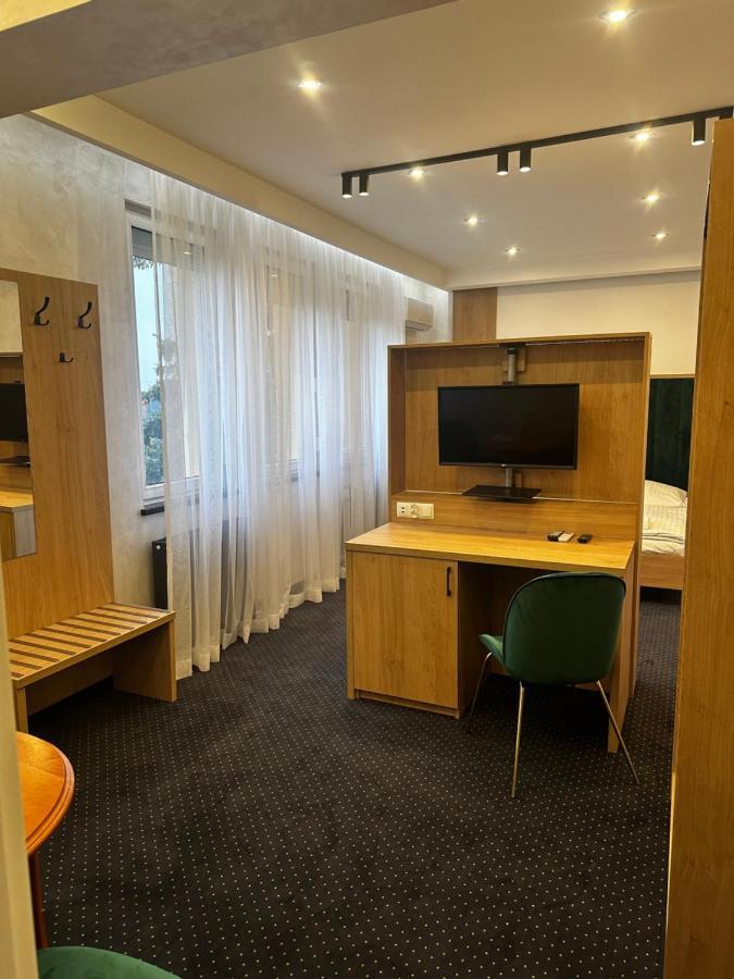 Diament I Brylant Hotel Rawicz Luaran gambar