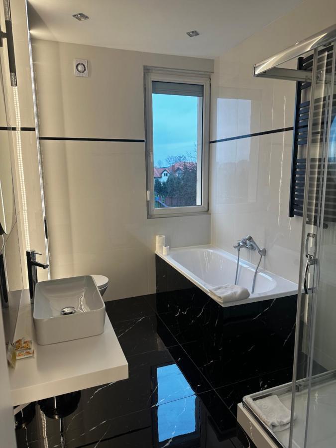 Diament I Brylant Hotel Rawicz Luaran gambar