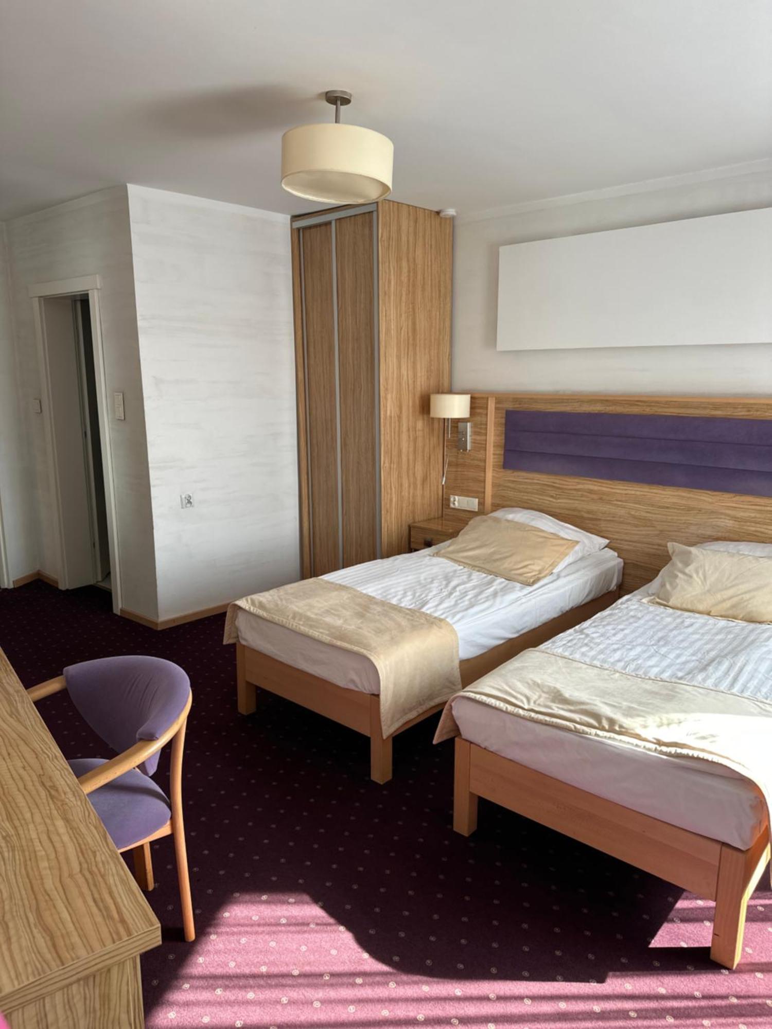 Diament I Brylant Hotel Rawicz Luaran gambar