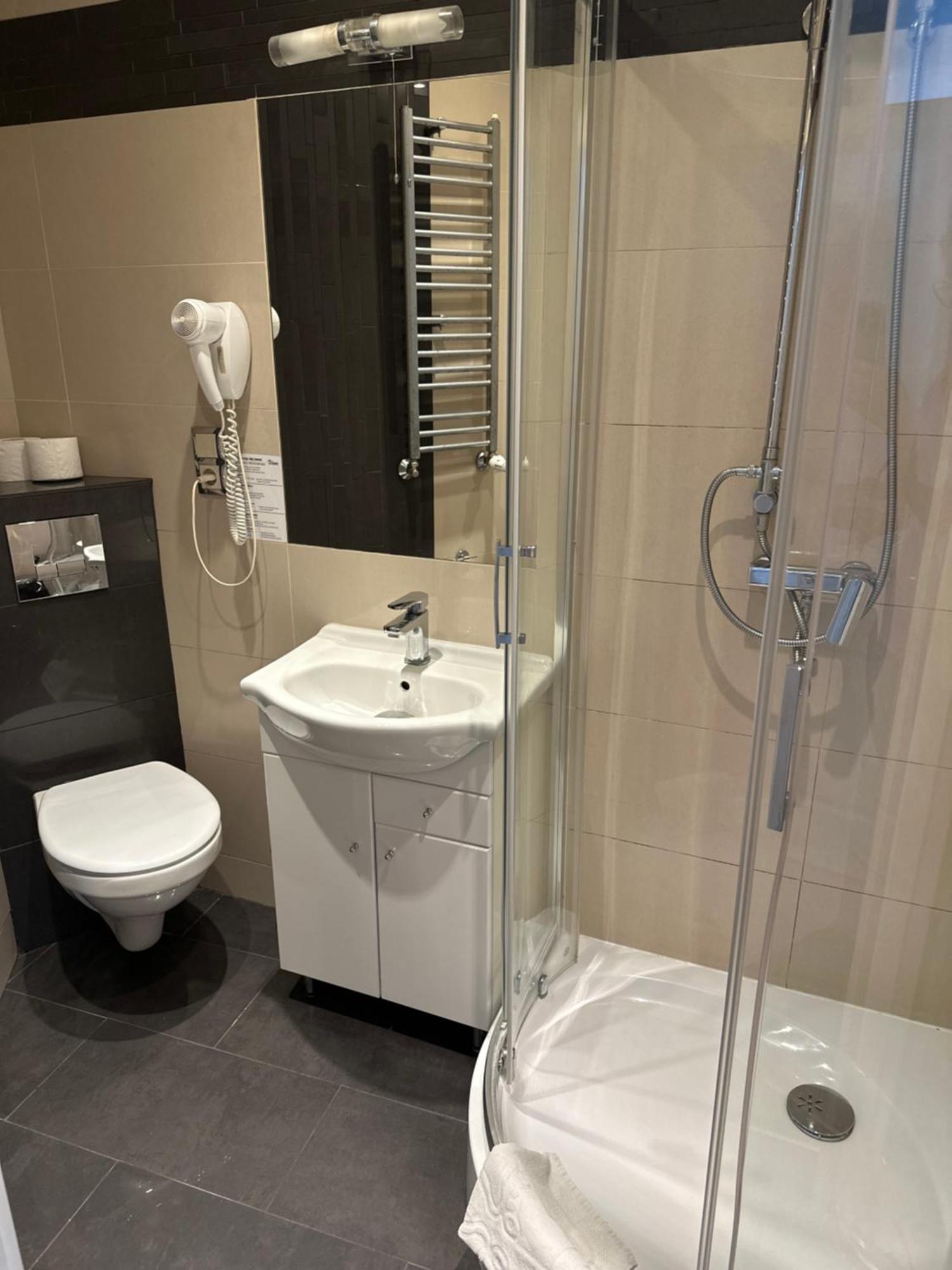 Diament I Brylant Hotel Rawicz Luaran gambar